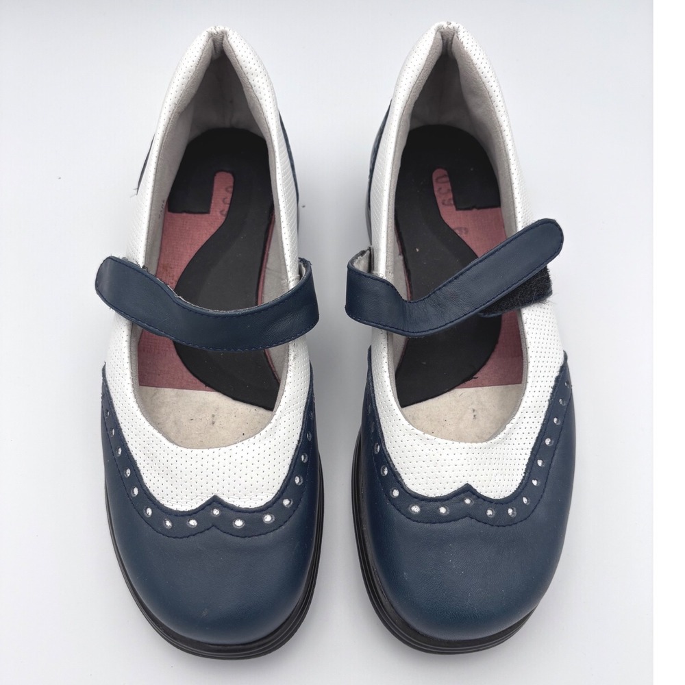 Sandbaggers Belle Golf Shoes Navy Blue White Spectator Mary Jane Womens 6